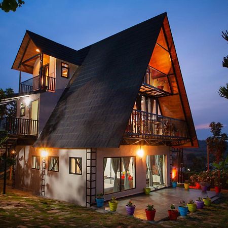Stayvista At Hillside Harmony Pvt Pool & Free Breakfast Бенґалуру Екстер'єр фото